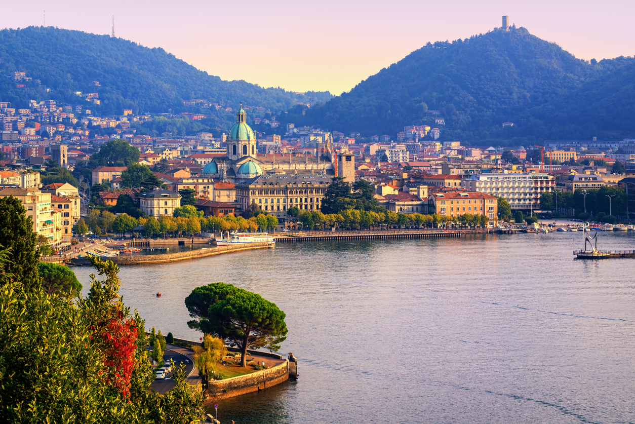 Unconventional Guide: Finding and Enjoying Cannabis in Como