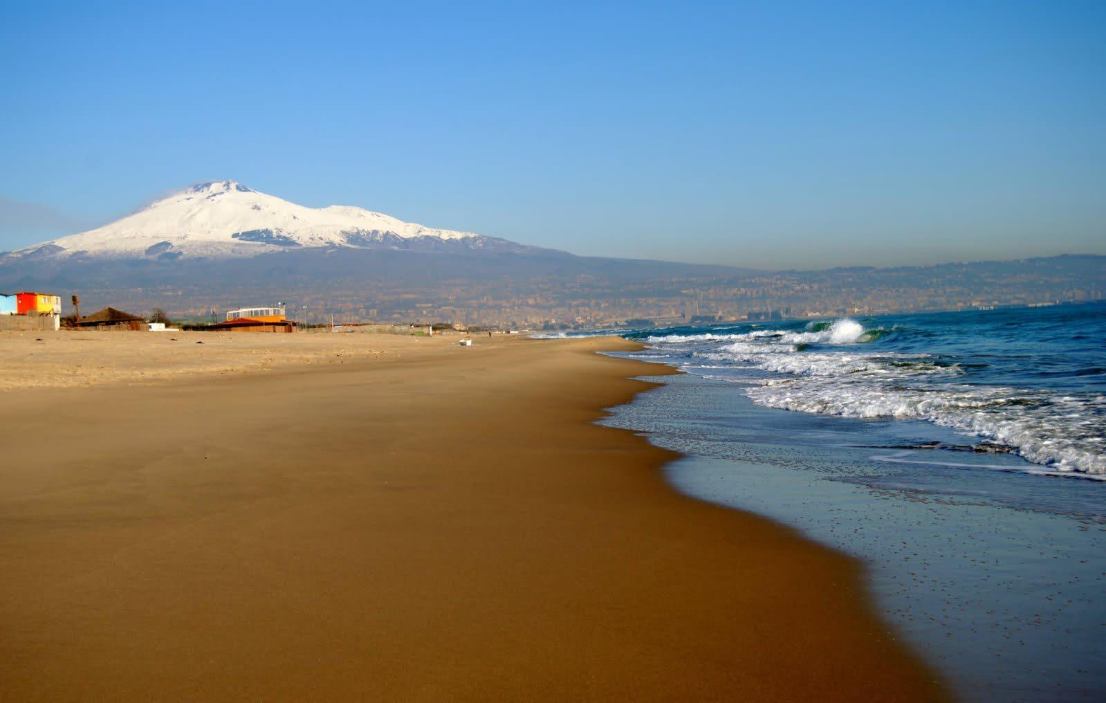 Catania luxury accommodations with view of Mount Etna